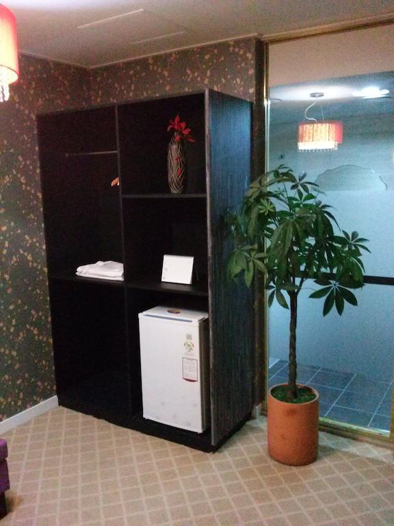 Apsan Business Hotel Daegu Quarto foto